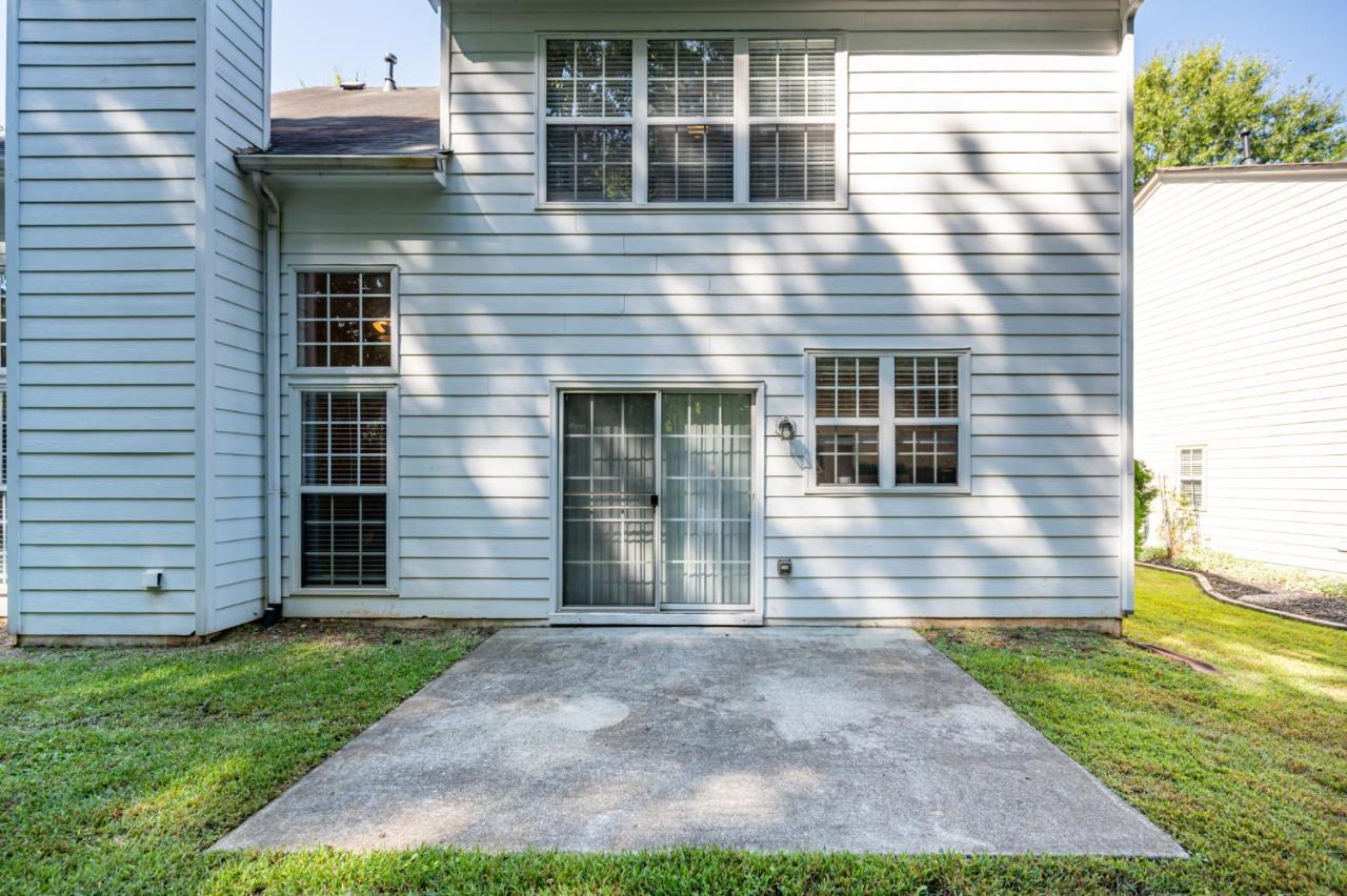 Enjoy This Amazing Home With Porch & Grill Near Dt Woodstock Exterior photo