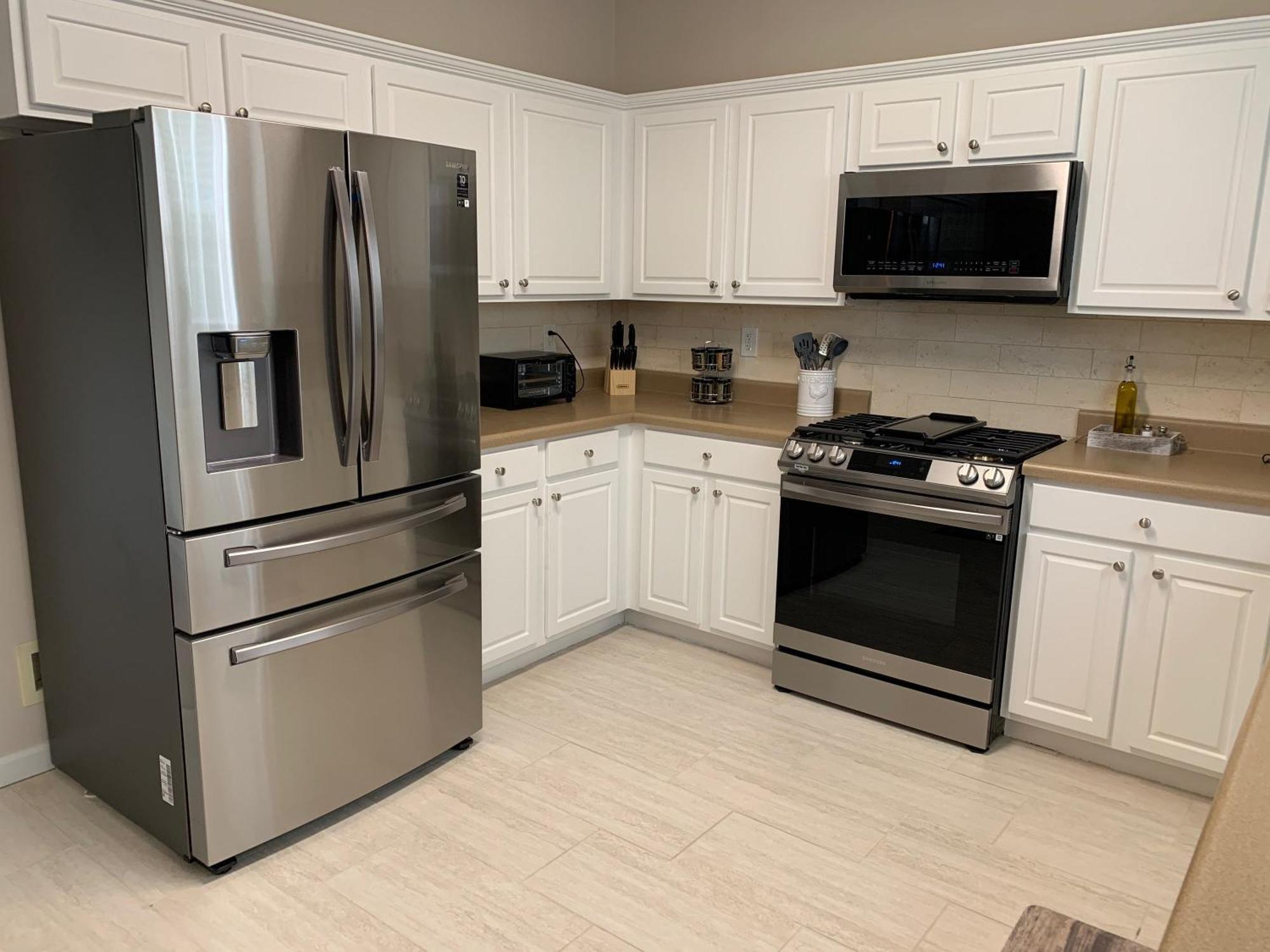 Enjoy This Amazing Home With Porch & Grill Near Dt Woodstock Room photo
